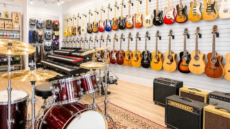 Historic Phoenix Music Store | $650K Inventory Included — Phoenix, AZ